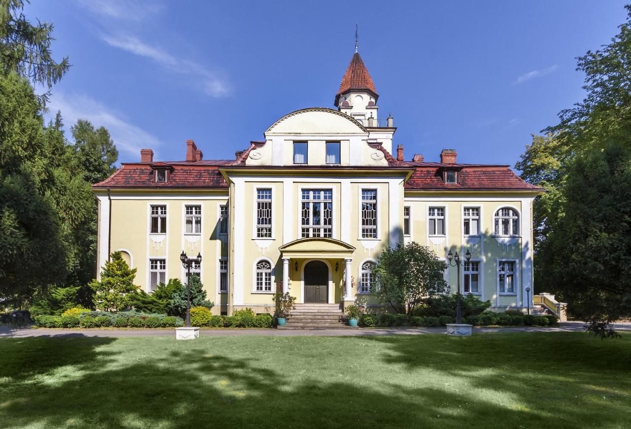 Виллы Hotel Pałac Nieznanice Nieznanice-4